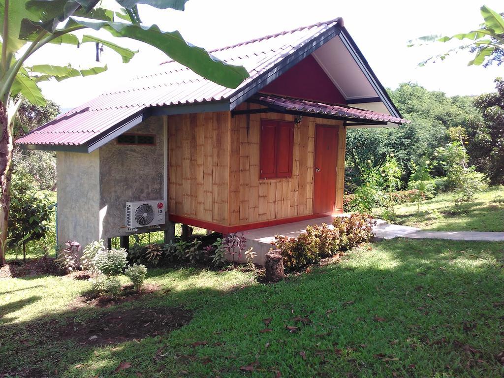 Ban Suan Sukjai Mae Sariang Hotel Exterior foto