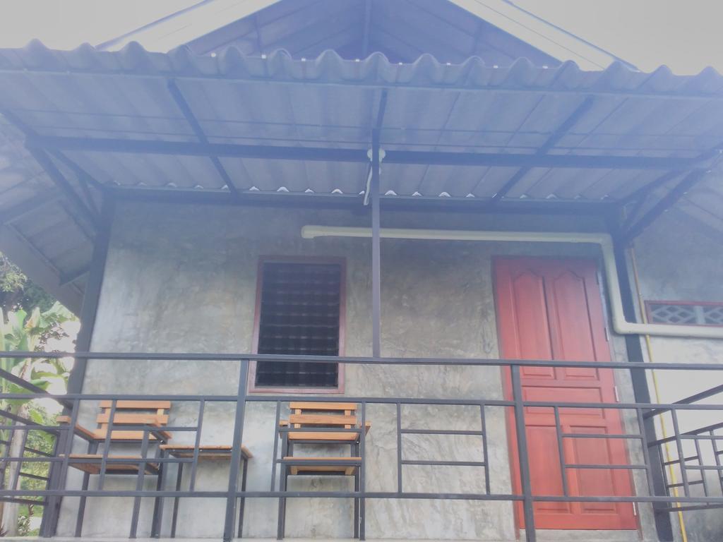 Ban Suan Sukjai Mae Sariang Hotel Exterior foto