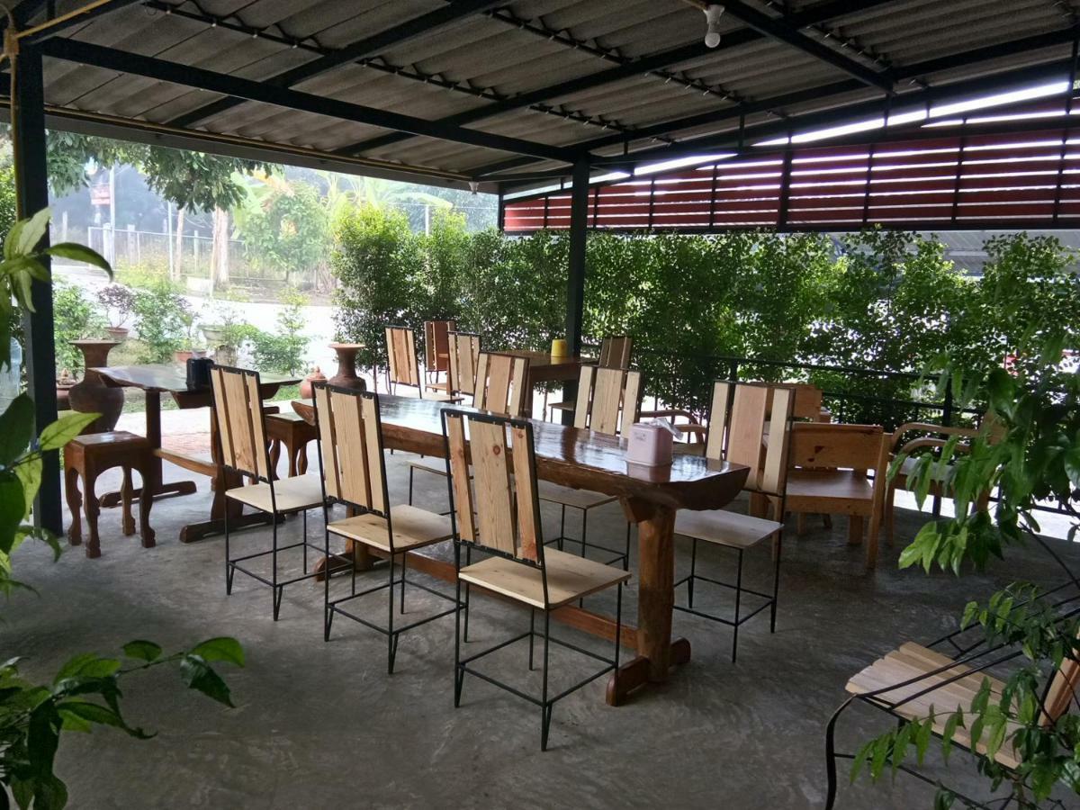 Ban Suan Sukjai Mae Sariang Hotel Exterior foto