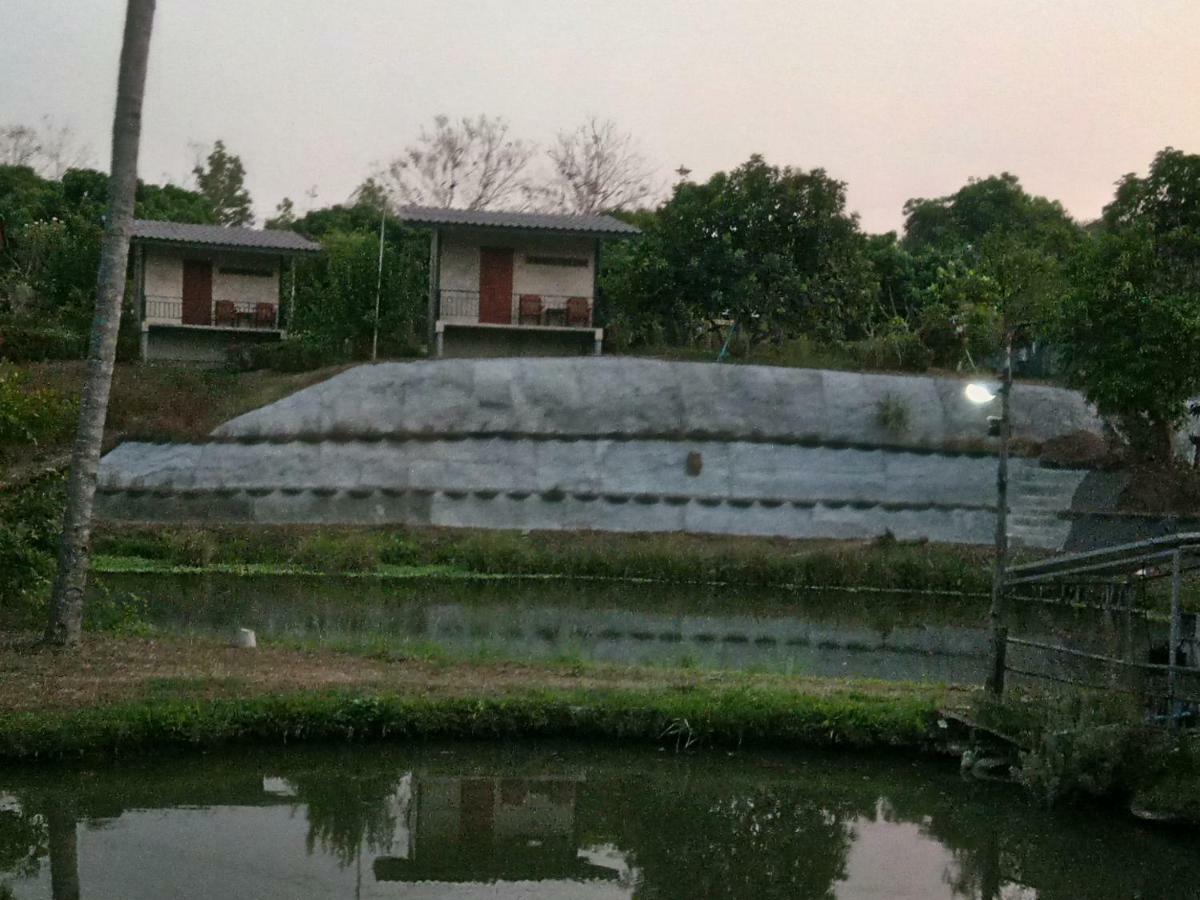 Ban Suan Sukjai Mae Sariang Hotel Exterior foto