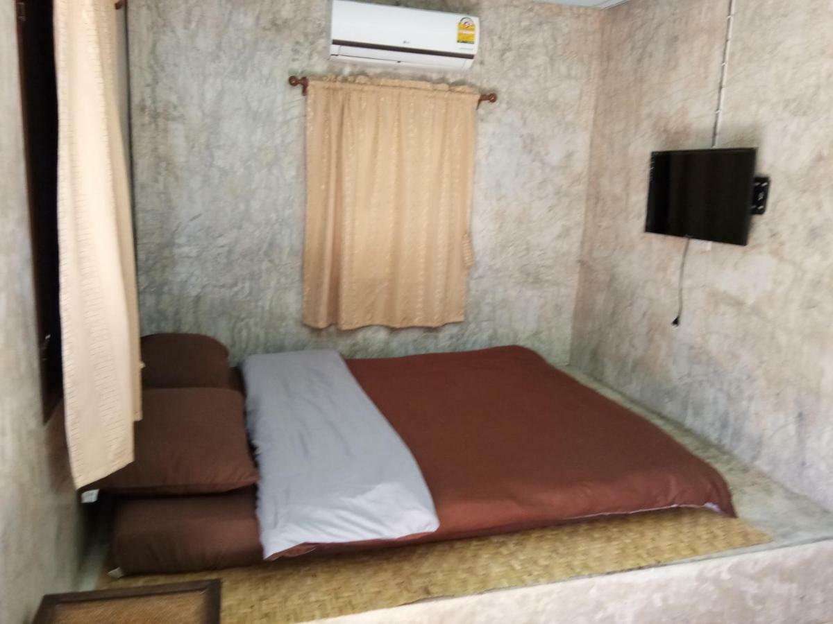 Ban Suan Sukjai Mae Sariang Hotel Exterior foto